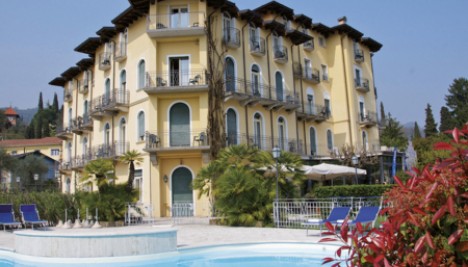 Chalet Hotel Galeazzi  Gardone Riviera Lakes and Mountain