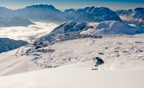 Ski Chalets in Alpe d'Huez - Image Credit:Laurent SALINO / Alpe d'Huez Tourisme
